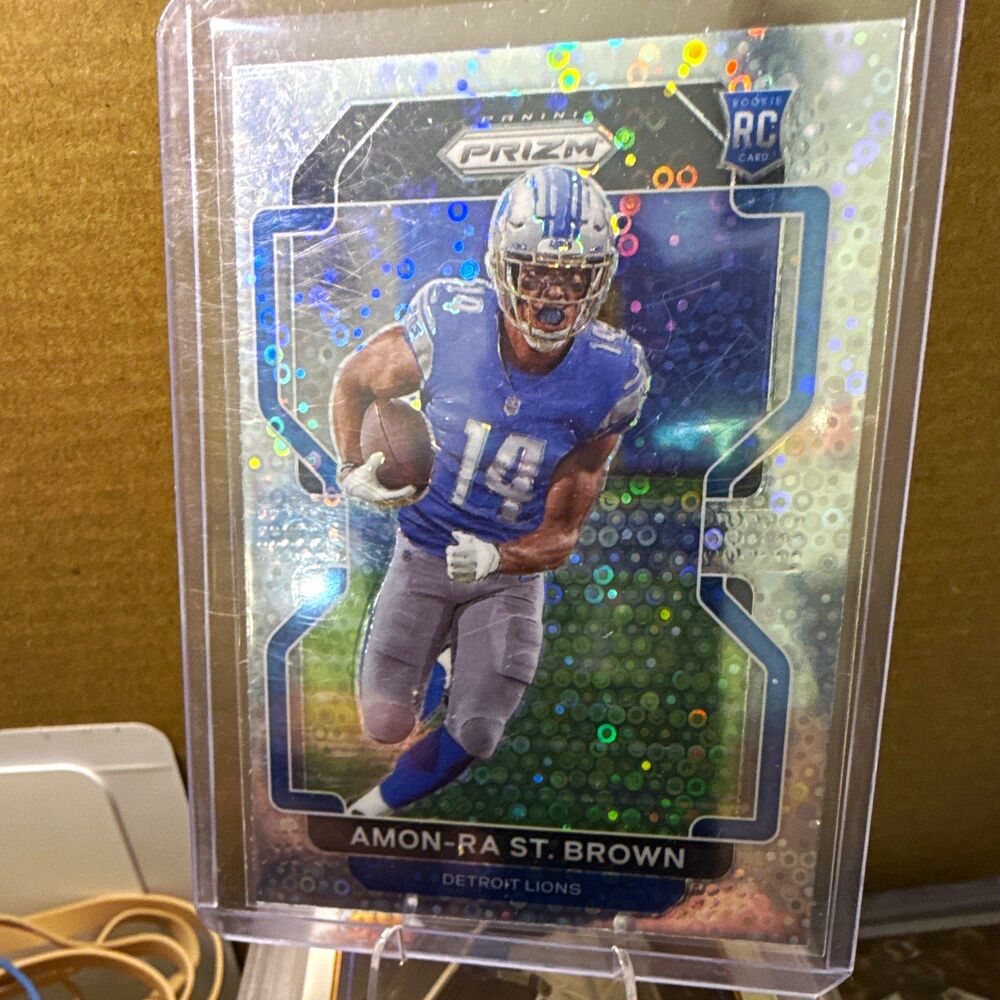2021 Panini Prizm Amon-Ra St. Brown RC Rookie Variation No Huddle #V-358